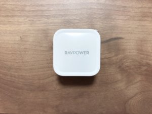 【RAVPower RP-PC120 レビュー】衝撃のサイズ!世界最小クラス 30W出力USB-C急速充電器